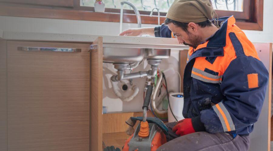 Professional same day plumber in Wolcottville, IN